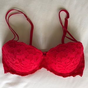 PINK Red push-up date bra!